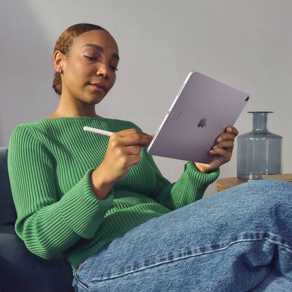 Apple-ipad-13inch-air-9